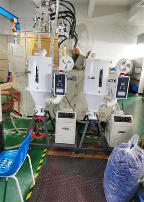 خشک کن هپر تخلیه رطوبت پلاستیکی برای تولید در مقیاس بزرگ خشک کردن سیلو رنگ خاکستری