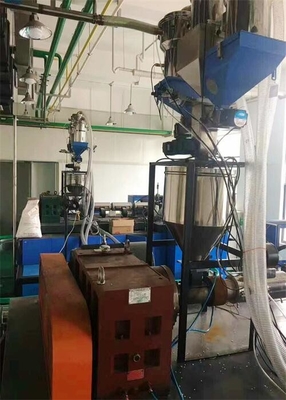 دوزر حجمی افزودنی رنگ مستربچ دستگاه مخلوط کننده پلاستیک پنوماتیک