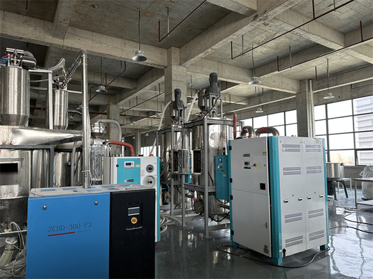 خنک کننده هوا 4-30KW ماشین کریستالیزه کننده حیوانات خانگی کریستالیزه کننده پلاستیکی با تمیز کردن خودکار